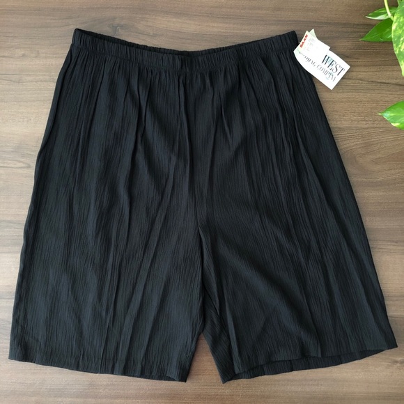 Vintage High Waisted Shorts - Picture 1 of 7